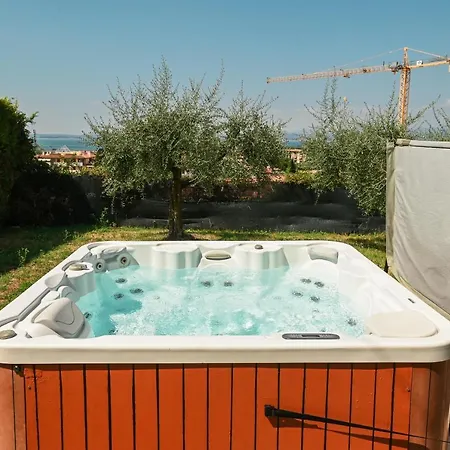 Marilyn View - Pool, Garden, Whirlpool Private فيلة